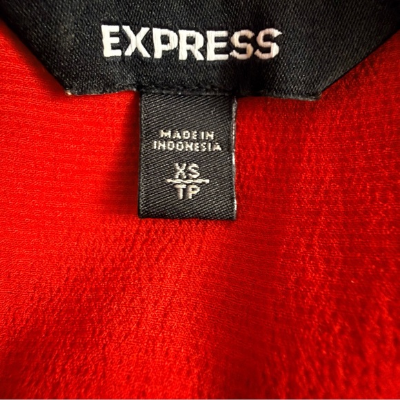 Express Bright Red V-Neck Cap Sleeve Tee - Picture 6 of 6